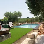 Lamia Papo With Exclusive Pool * Ostuni
