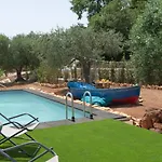 Lamia Papo With Exclusive Pool Ostuni