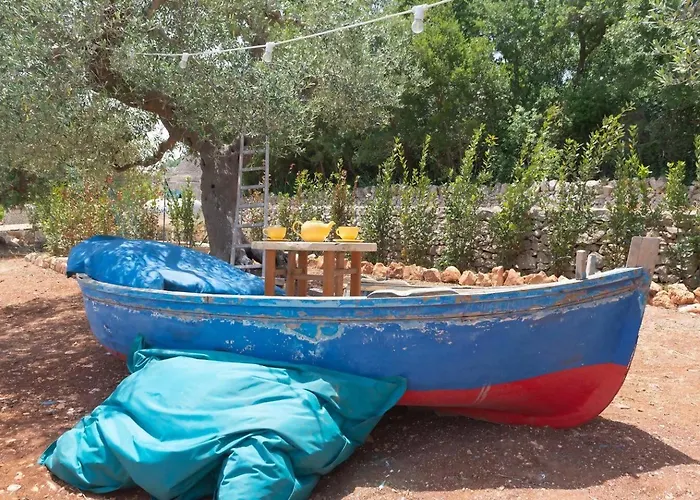 Lamia Papo With Exclusive Pool