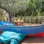 Lamia Papo With Exclusive Pool